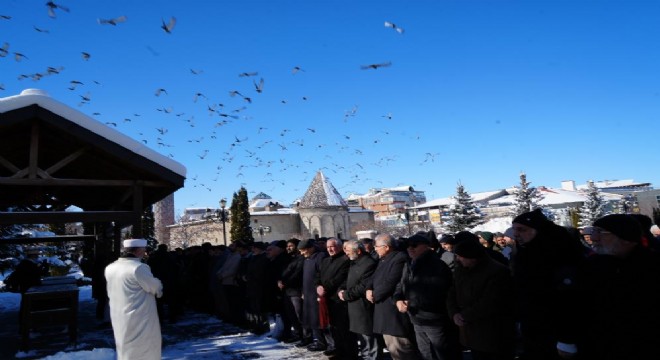  Erzurum da şehitler için gıyabi cenaze namazı